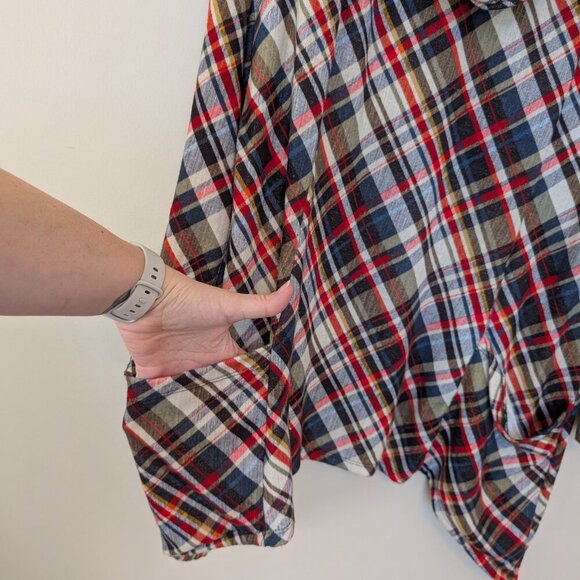 Robert Louis plaid tunic cowl neck handkerchief hem patch pockets EUC Large - Picture 4 of 10